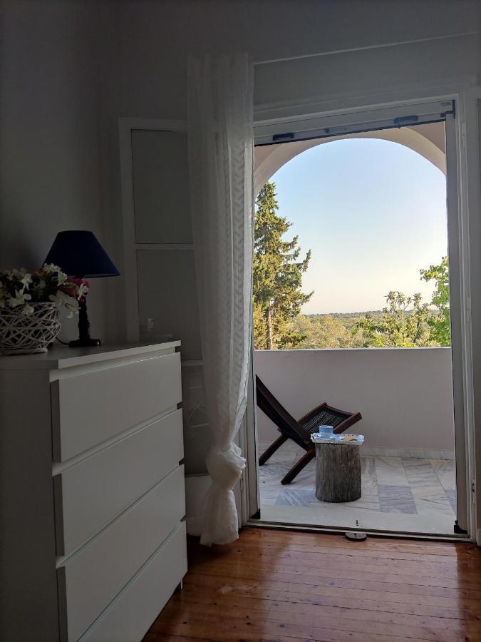 Olive Hill House * Vragkaniotika